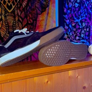 Justin don’t wear them to big on me